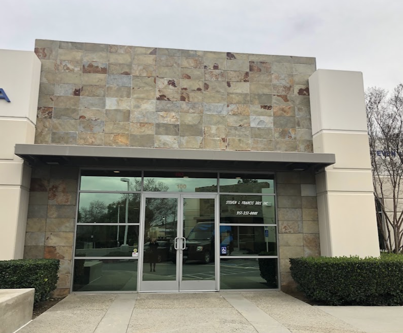 Legacy Dental of Riverside office entrance on Slate Ave, Riverside